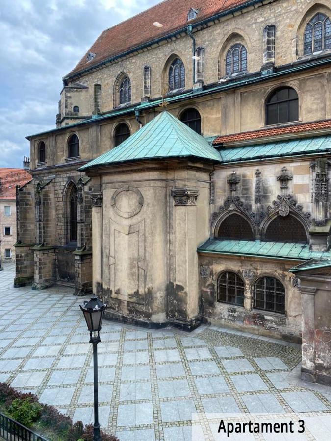 Willa Przy Czarnej Bramie Kłodzko Esterno foto