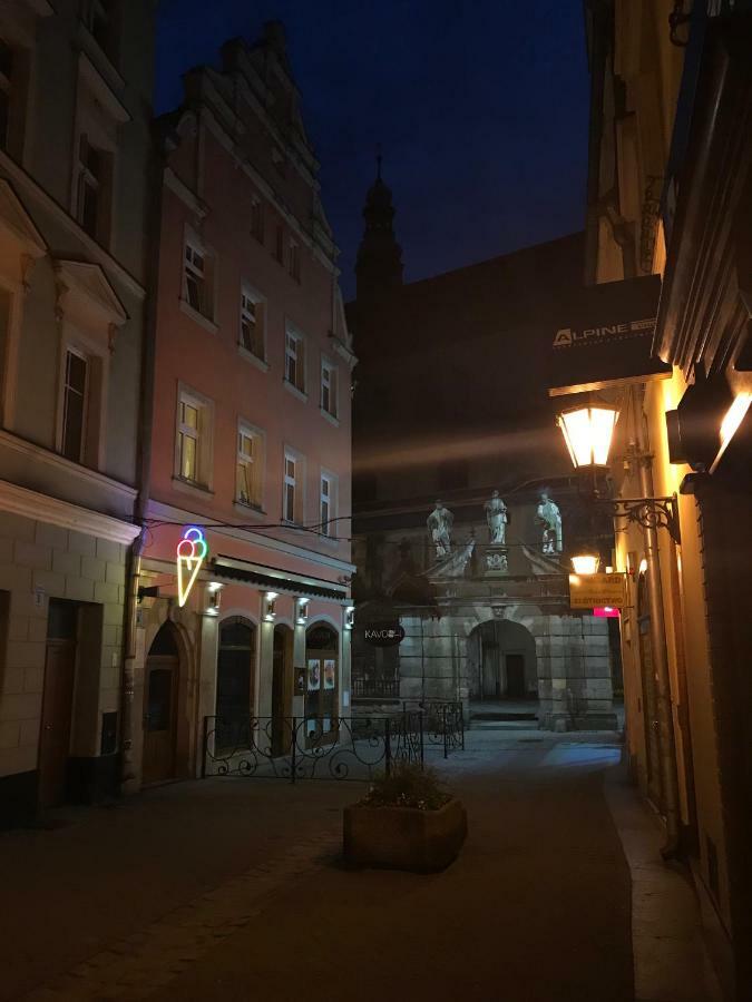 Willa Przy Czarnej Bramie Kłodzko Esterno foto