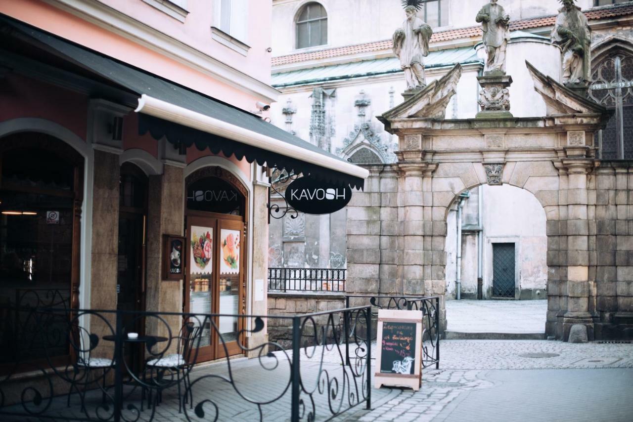 Willa Przy Czarnej Bramie Kłodzko Esterno foto
